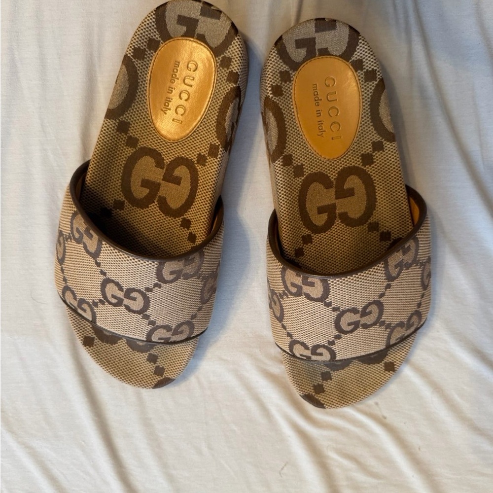 Gucci jumbo gg slide